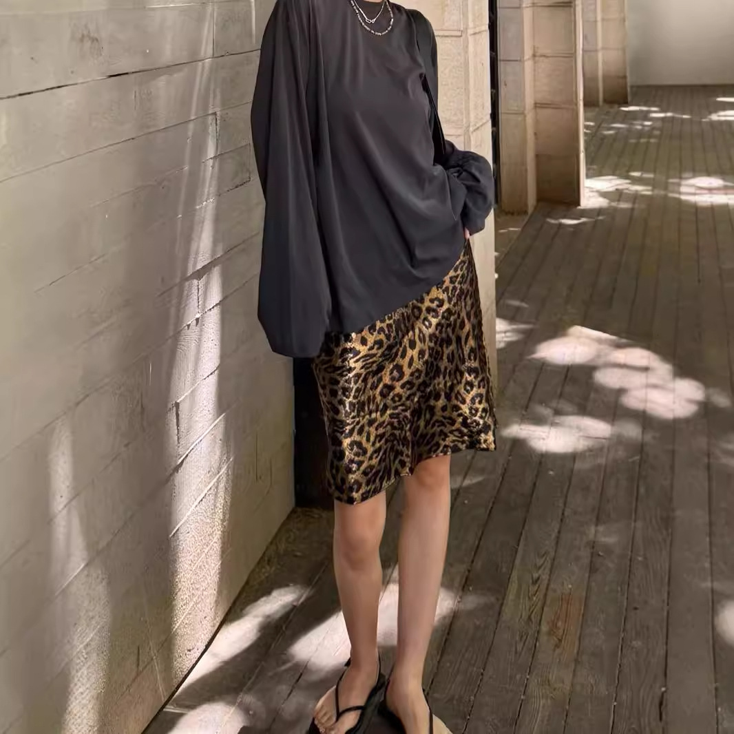 Yangi sexy leopard naqshli A-siluet qisqa etagi