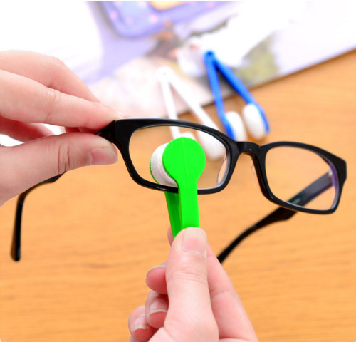 Creative multi-functional portable lens cloth, glasses will not scratch the lenses, glasses cleaning wipe will clean without leaving traces.