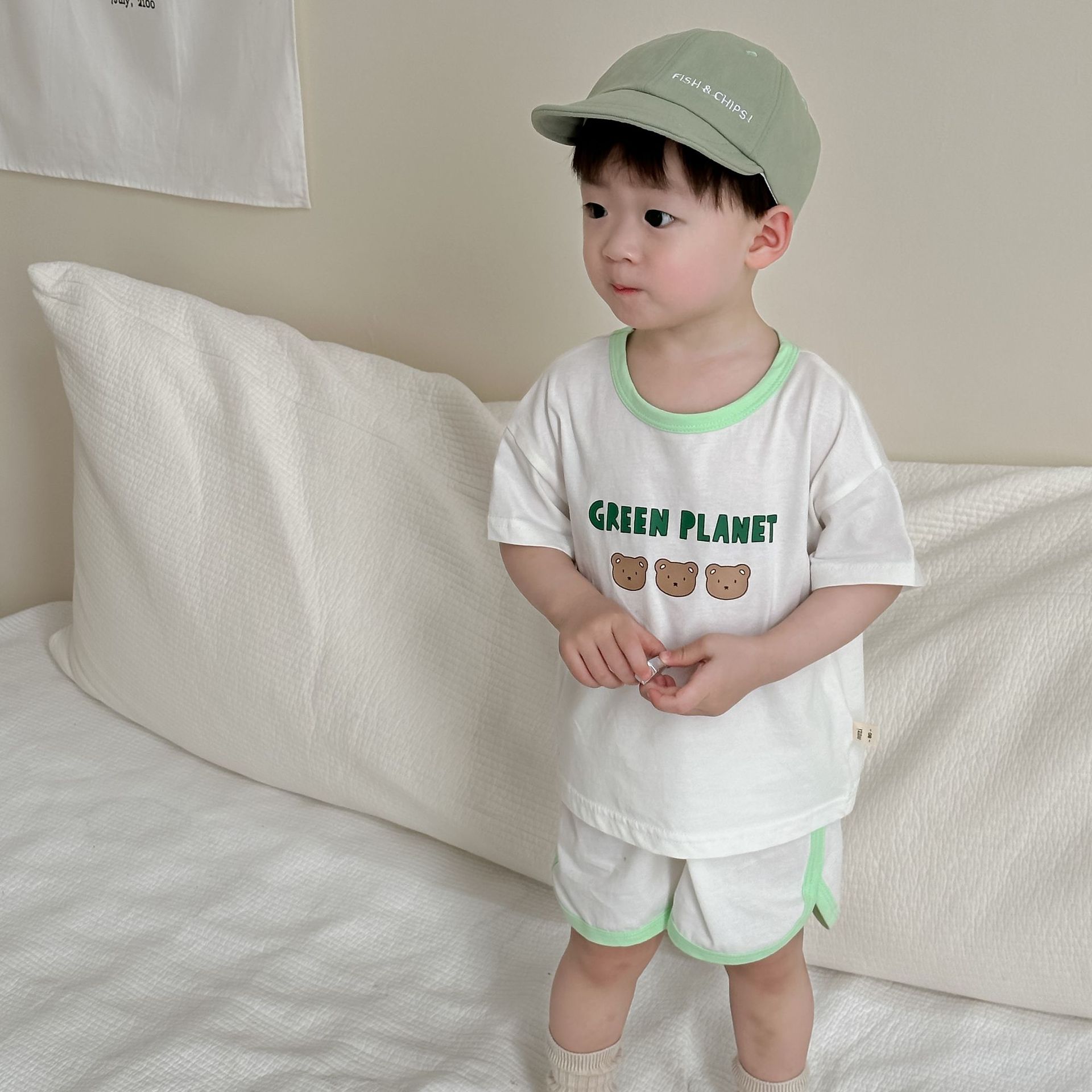 Camiseta de dibujos animados con letras de verano para niños, pantalones cortos, ropa de verano para bebés, ropa delgada para niños coreanos, ropa de verano para bebés