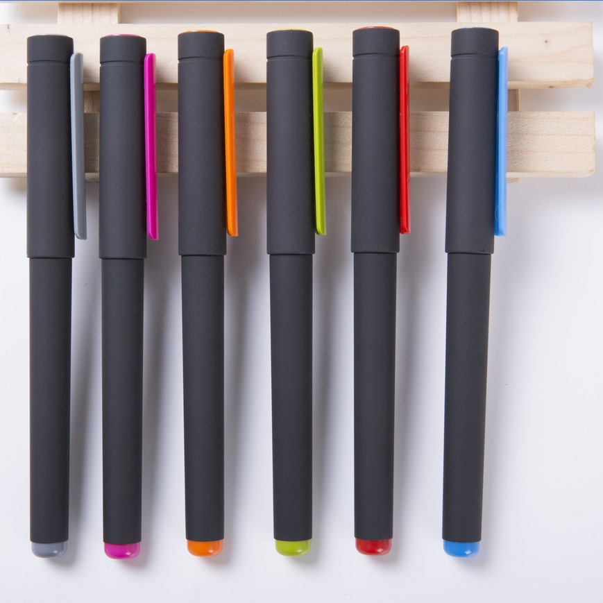 El portalápices grande se puede personalizar con el logotipo, el bolígrafo de góndola, el bolígrafo de agua negro, la conferencia de publicidad corporativa, el pedido mínimo de 100 piezas