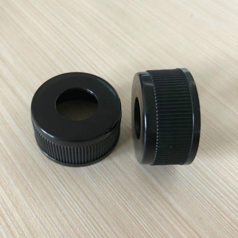 28口小孔13.5mm波士顿盖 黑色塑料盖 玻璃瓶滴管盖塑料中圈开孔盖