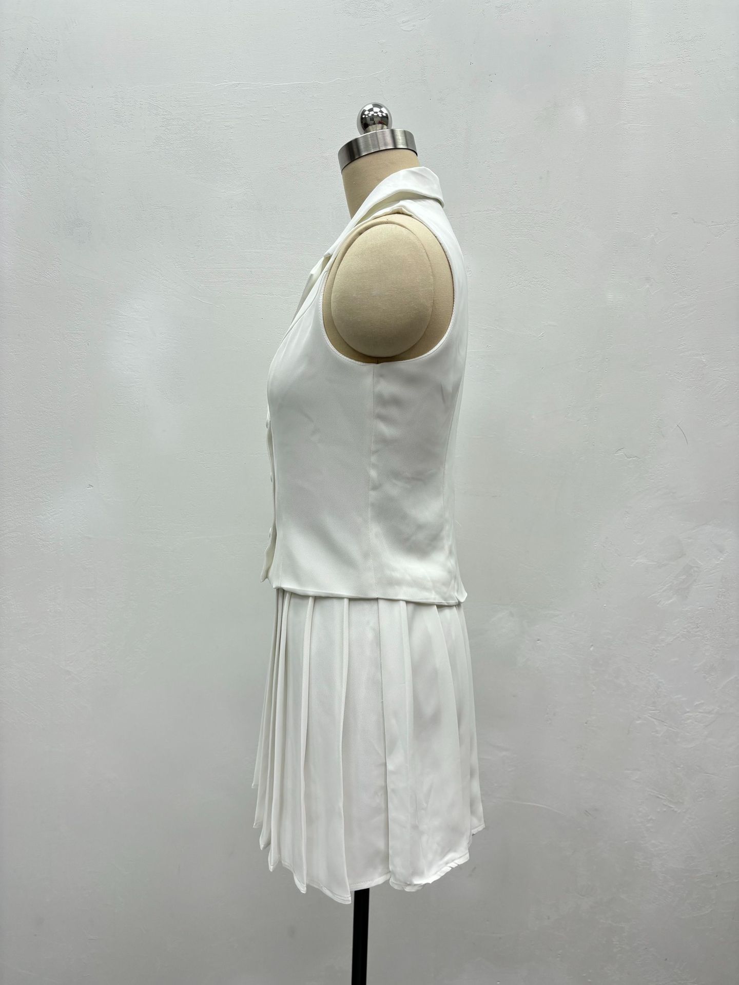 African Spring/Su New European American Women's Outfit: Sleeveless Vest And Pleated Short Skirt Two-Piece Set For_ecoleips.com