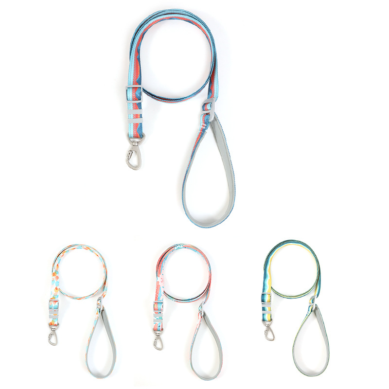 Cuerda de tracción de dos manos de liberación multifuncional para perros