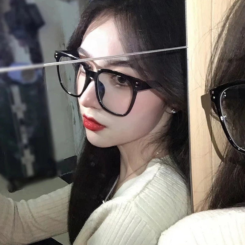 Пластина/Очки с сетчатой рамкой?