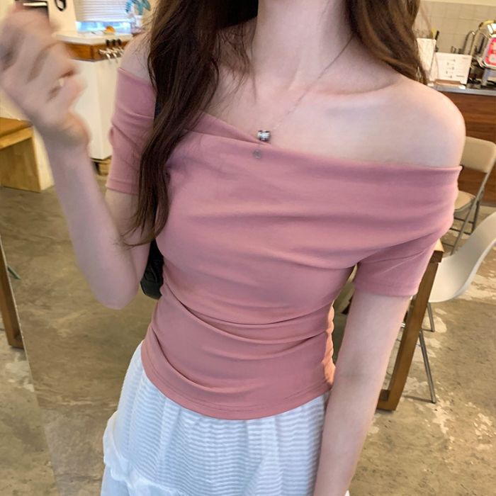 Sweet Girl's One-Line Collar Slim Short-Sleeved T-Shirt for Women 2025 Summer New Style Right Shoulder Bottoming Shirt Women's Export Top Trendy