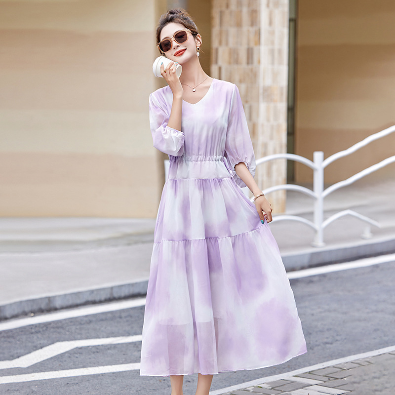 Summer New Women's Clothing Korean Style Slim-fit V-neck Short-sleeved Long Printed Fashionable A- line dress HM5323