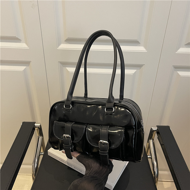 Autumn High-Capacity Stylish Underarm Bag for Women, 2026 New Model, Commuter Bowling Bag, Simple Shoulder Bag