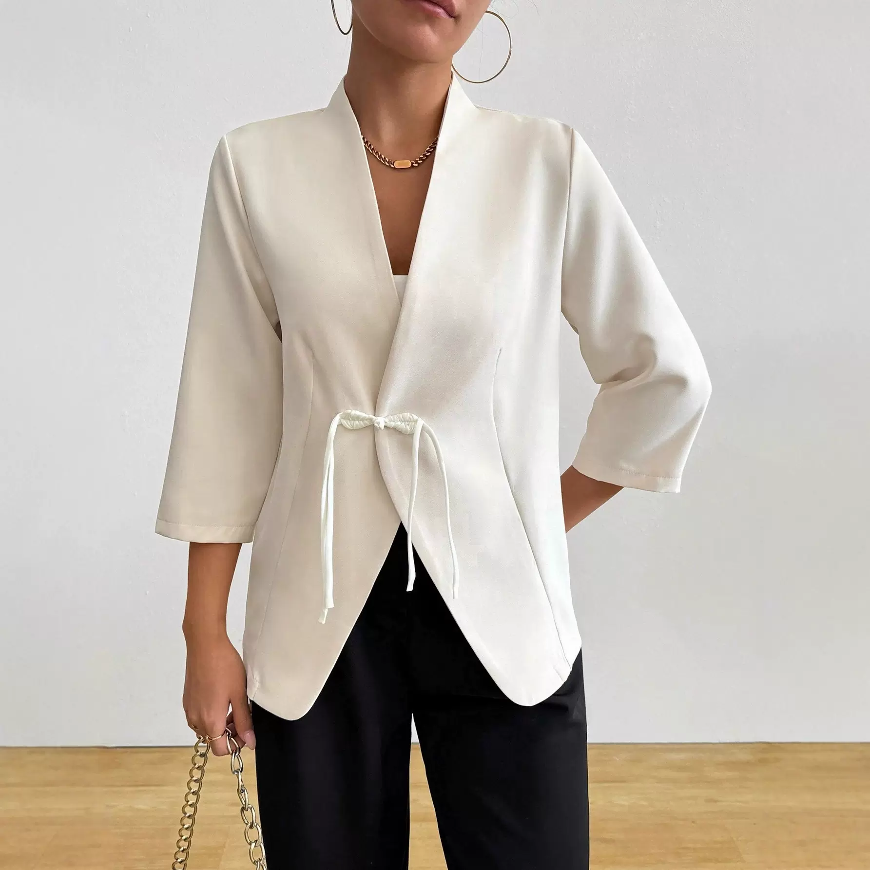 欧美新中式小西装女国风外套2025春夏新款缎面盘扣七分袖西服外套