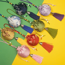 香包/香囊;布艺绣品;布艺工艺品