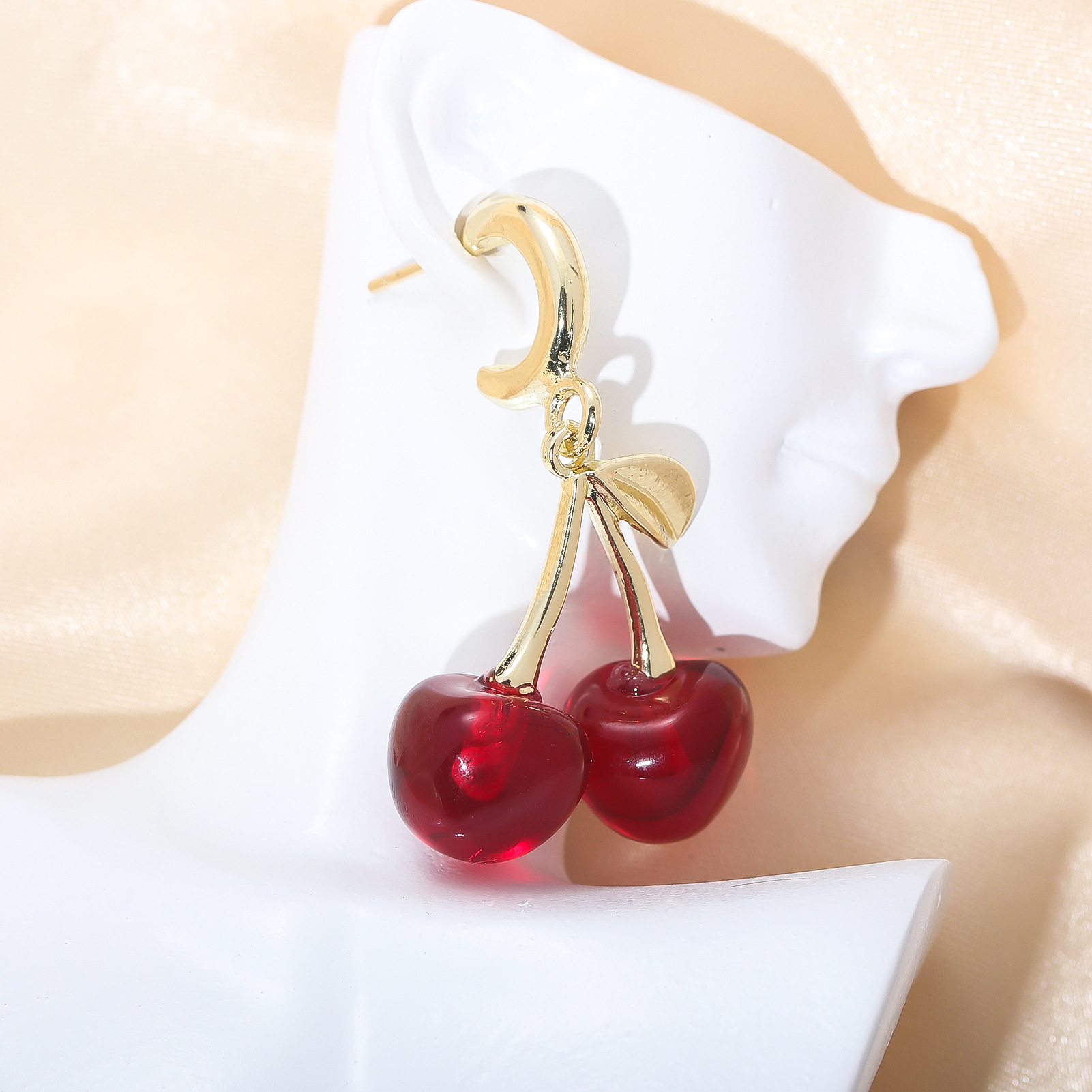 16g Weight Alloy Ear Needle Material Drop Earrings Classification 1 Pair Quantity Casual, Daily Occasion Zinc alloy Material Cherry Pattern Women's Gender Sweet Style 1 Pair Sweet Cherry Zinc Alloy Drop Earrings 27