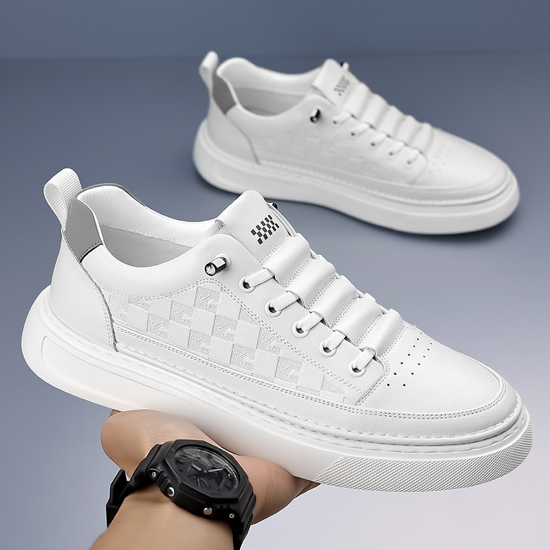 Zapatos de verano para hombres, nuevos zapatos blancos transpirables, estudiantes masculinos, moda coreana, plataforma deportiva de plataforma de todo fósforo, zapatillas de deporte casuales para hombres