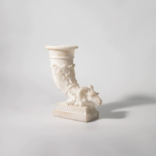 现代法式中古仿玉石羊角花器花瓶摆件样板房别墅艺术乔迁礼品