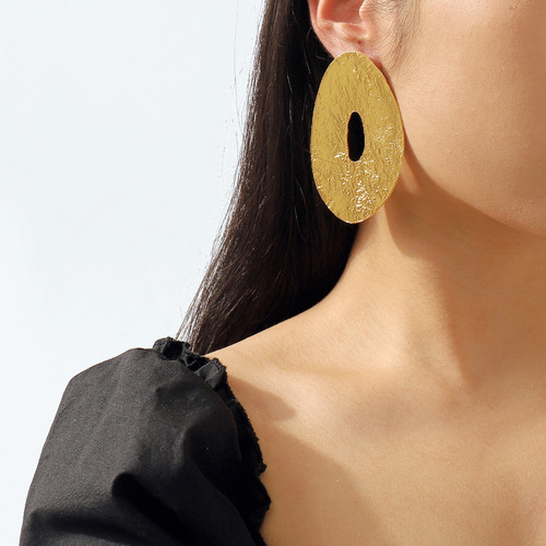 E11849 European and American exaggerated irregular oval earrings ZA fashion hollow metallic temperament geometric earrings