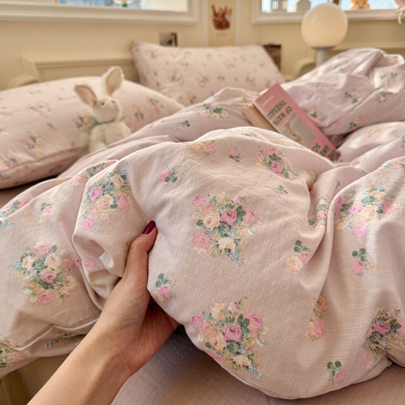 A clase madre y niño cama de doble hilo cuatro piezas de sábanas cubierta dormitorio de estudiantes cubierta de algodón cubierta de tres piezas de ins viento