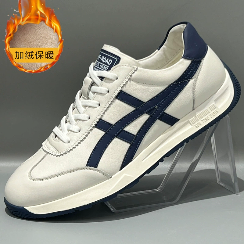 Мужские туфли для осени и зимы 2025 года, новые спортивные повседневные туфли из натуральной кожи, модные универсальные мужские туфли на флисовой подкладке, теплые туфли в стиле Форреста Гампа.