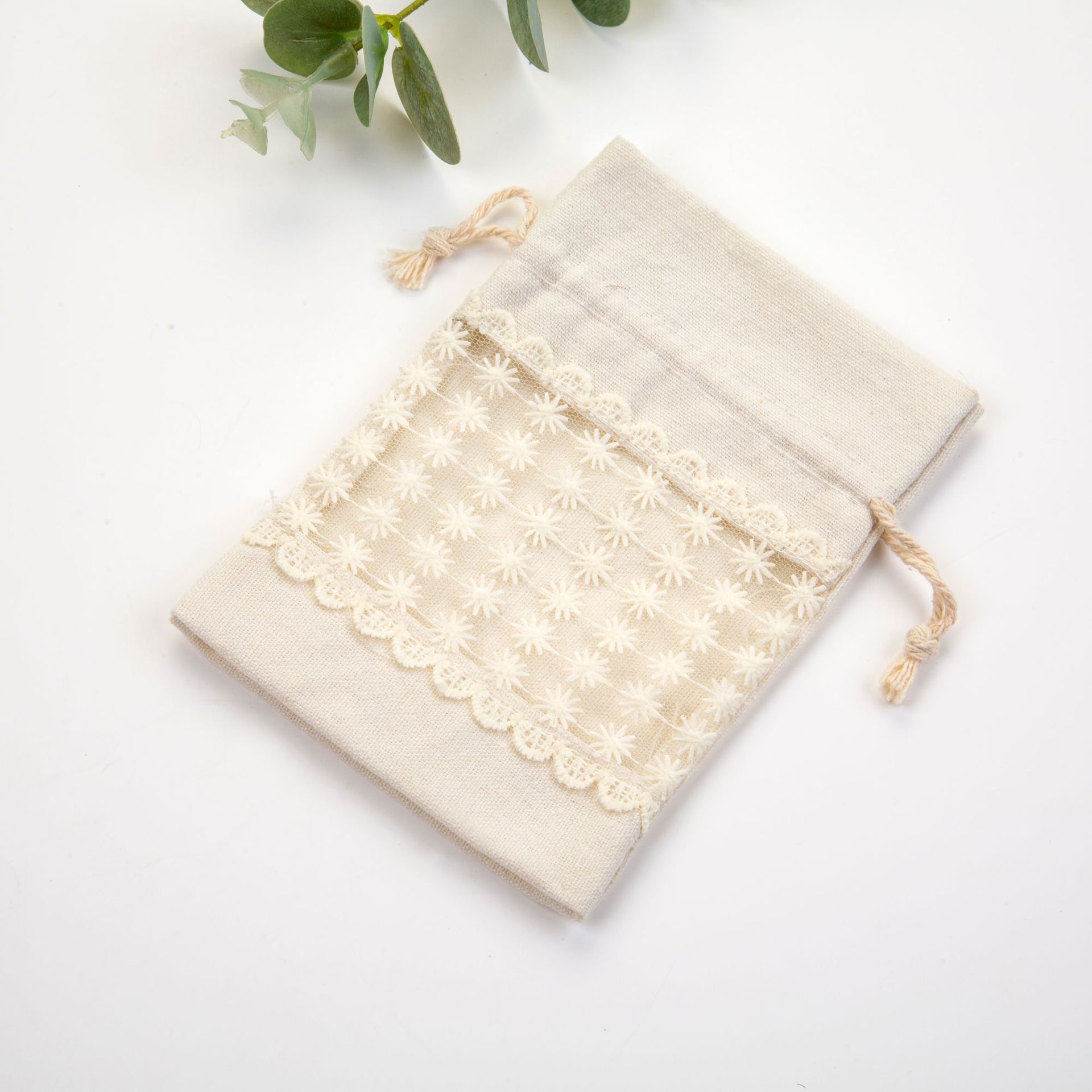 Patrón de estrellas blancas; 10*14