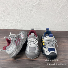 耐磨轮胎底包头防踢款户外运动鞋2026年春季新品男女童轻便登山鞋