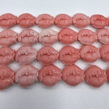 仿珊瑚立体小单鱼双鱼图形贝壳粉压DIY发饰项链手链配饰批发散珠