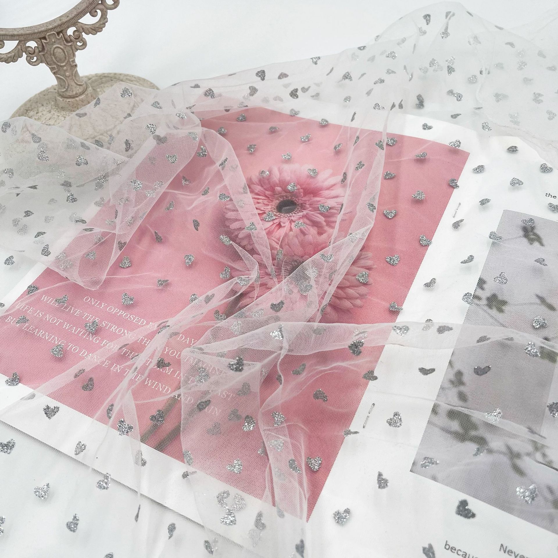 Malla de malla después del procesamiento dorado polvo de impresión oro rosa plata Rosa amor hilo ropa para niños hanfu vestido Lolita tela