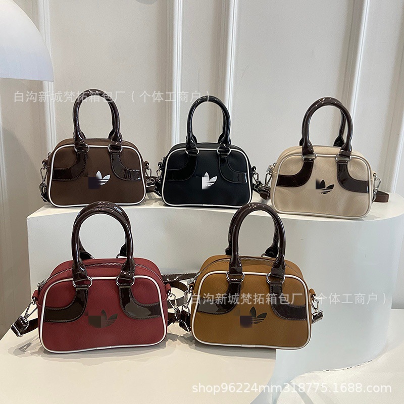 Cross-Border Trendy Brand Fashion Handbag for Men and Women, Casual Versatile Shoulder Crossbody Small Bag for Shopping and Phone