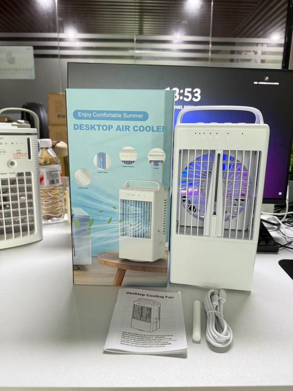 水冷ファン デスクトップ冷風機 小型 寮用 スプレー式扇風機 水冷式 ポータブルエアコンファン USB|undefined