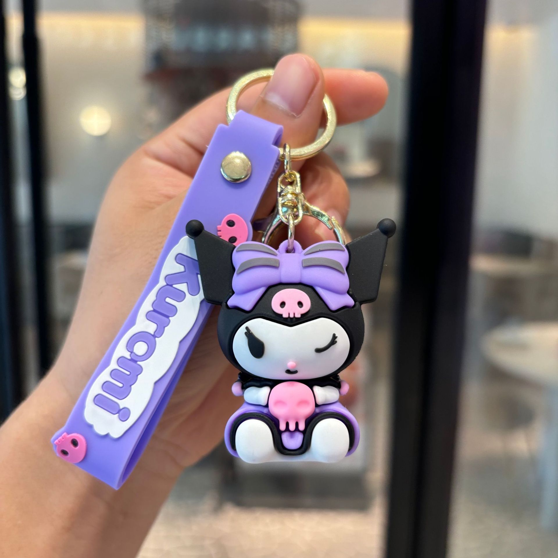 Sanlio llaveros colgante de llaveros Kulomi muñeca de PVC accesorios bolsos para automóviles pequeños regalos