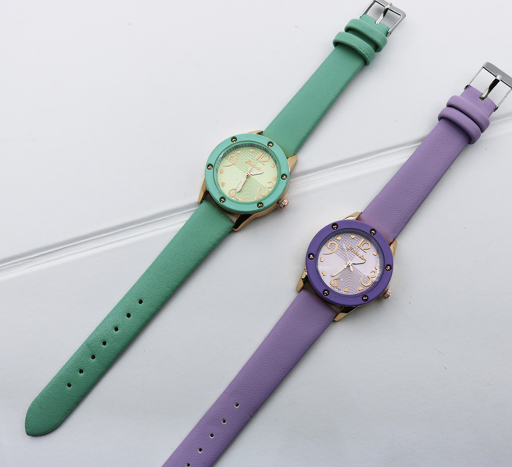 48g Weight Tempered Glass Mirror Material Pu Strap Material Watch Classification Pointer Display Type Buckle Buckle Style Round Dial Shape Holiday, Daily Occasion Quartz Movement Heart Shape, Solid Color Pattern Women's Gender Casual Style Casual Heart Shape Solid Color Buckle Quartz Women's Watches 1