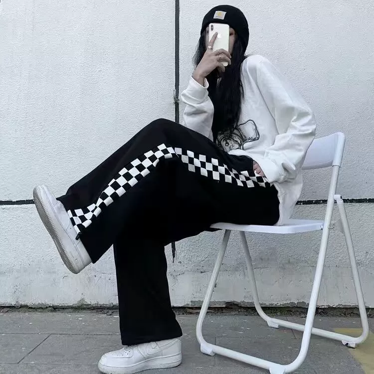 Демисезонные зауженные casual брюки, свободный крой, высокая талия, шнуровка