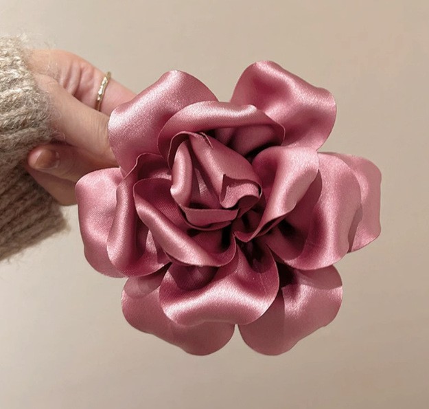 Fuchsia crab pin, flowered