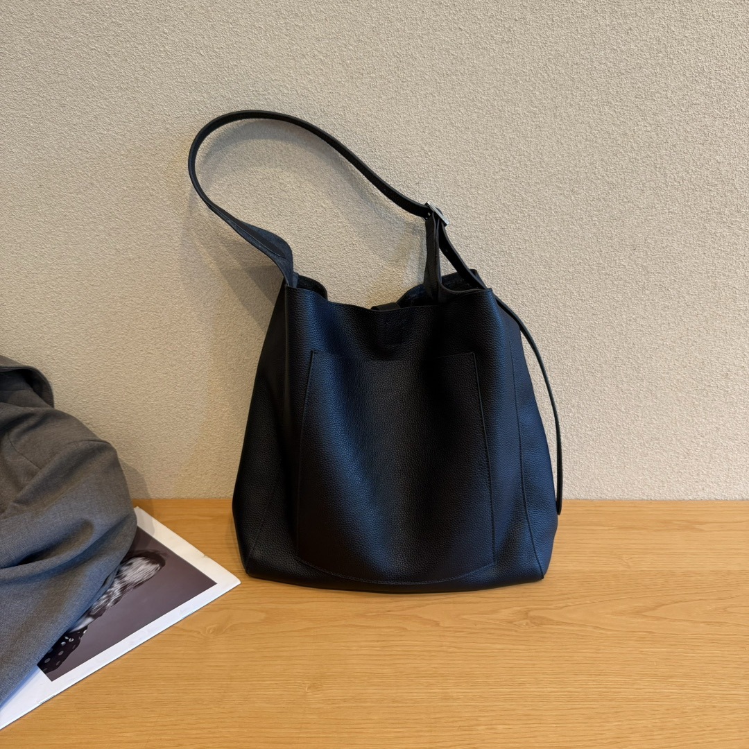 2024 New Trendy Women's Large Capacity Shoulder Bag - High-Quality Versatile Crossbody Bag For Commuting - Thumbnail 6