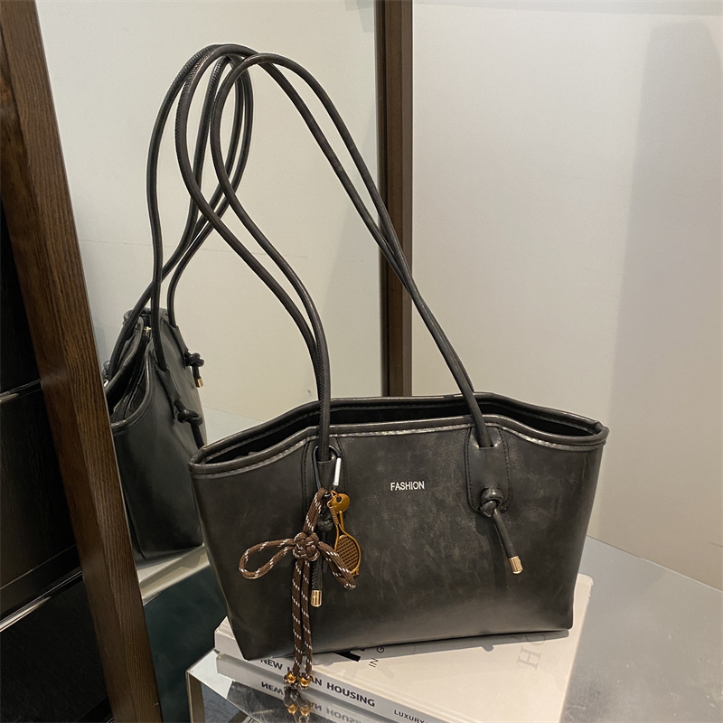 Bolsos de gran capacidad retro de alta textura damas 2024 nueva moda invierno viaje bolsa de hombro bolsa de mano