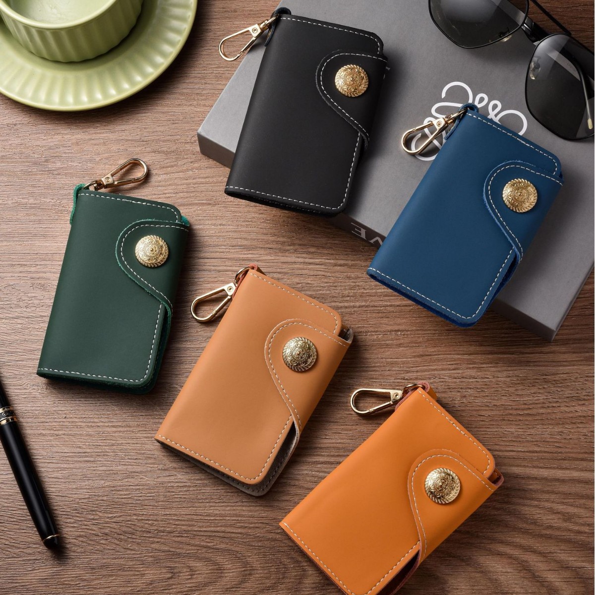 Wholesale key cases from the source manufacturer, vintage leather key cases, home key storage bags, high-end leather key cases