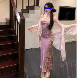新中式提花吊带连衣裙女夏季国风复古收腰开叉中长款包臀裙两件套