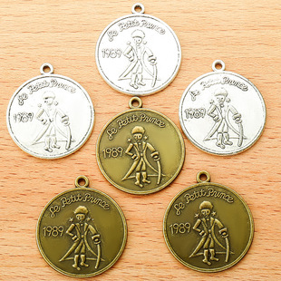 1�� �͹źϽ��Ʒ��� 1989����o���耳ג�� 30*27MM  J343