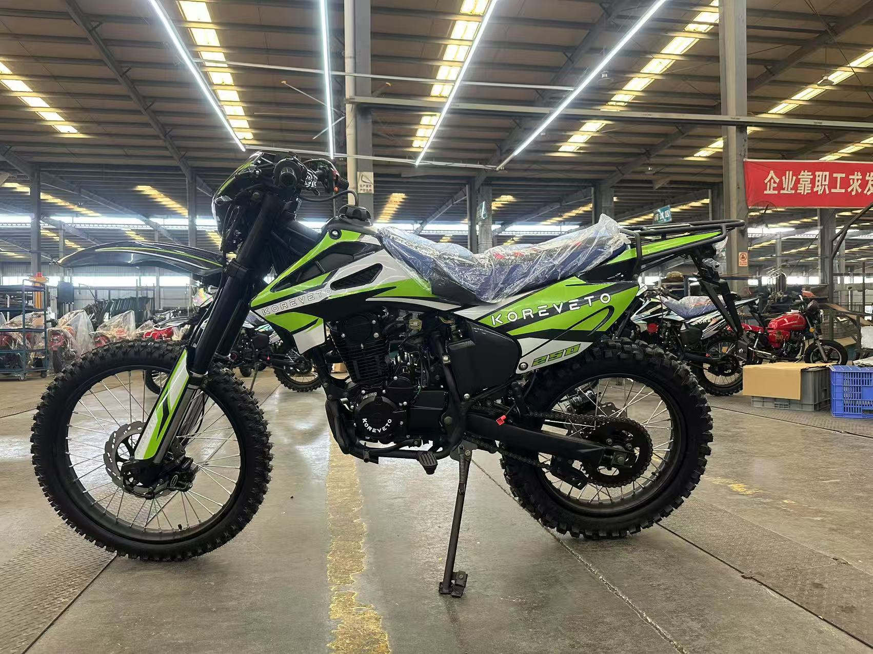 Koreveto Off-Road Motorcycle Cb250 Engine for Mountain Trails, High-Performance Cqr Off-Road Racing