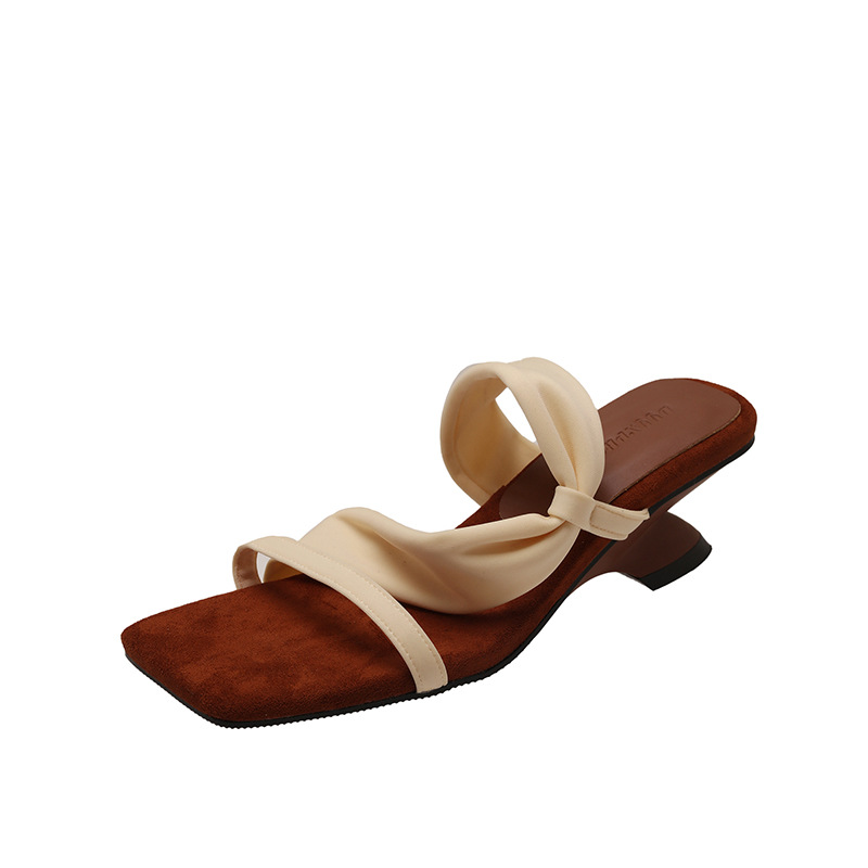 Piel de vaca ~ Sandalias retro de punta abierta de tacón de cuña para mujer verano 2025 nuevo diseño de nicho tacones de tacón en forma