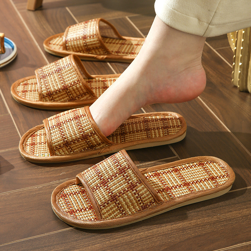 Grass Mat Plaid Slippers for Men, Spring and Autumn Indoor Home Use, Four-Season Rattan Slippers for Women, Summer Rattan Mat Slippers