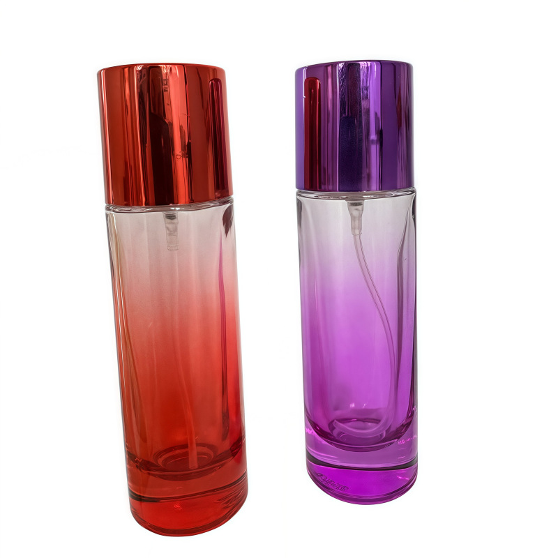 Venta directa de fábrica al por mayor spot material de embalaje de perfume 30ml botella de subenvasado botella de color degradado spray de vidrio boca de tornillo fondo grueso redondo