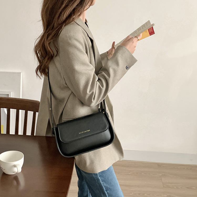 Bolso de las mujeres bolsa de mensajero de moda nicho de diseño bolsa de las axilas de las mujeres nueva correa de hombro ancha estilo coreano bolso crossbody bolsas
