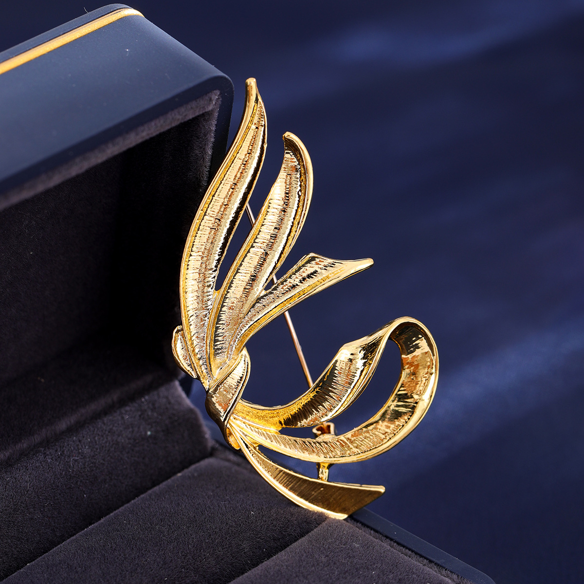 14g Weight Brooches Classification Alloy Material Bow Knot Pattern Sweet Pin Bow Knot Alloy Plating Unisex Brooches 4