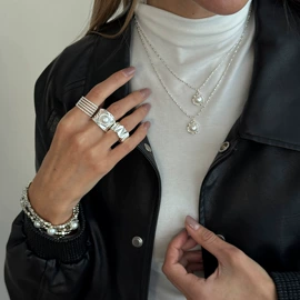 项链;手镯;手链