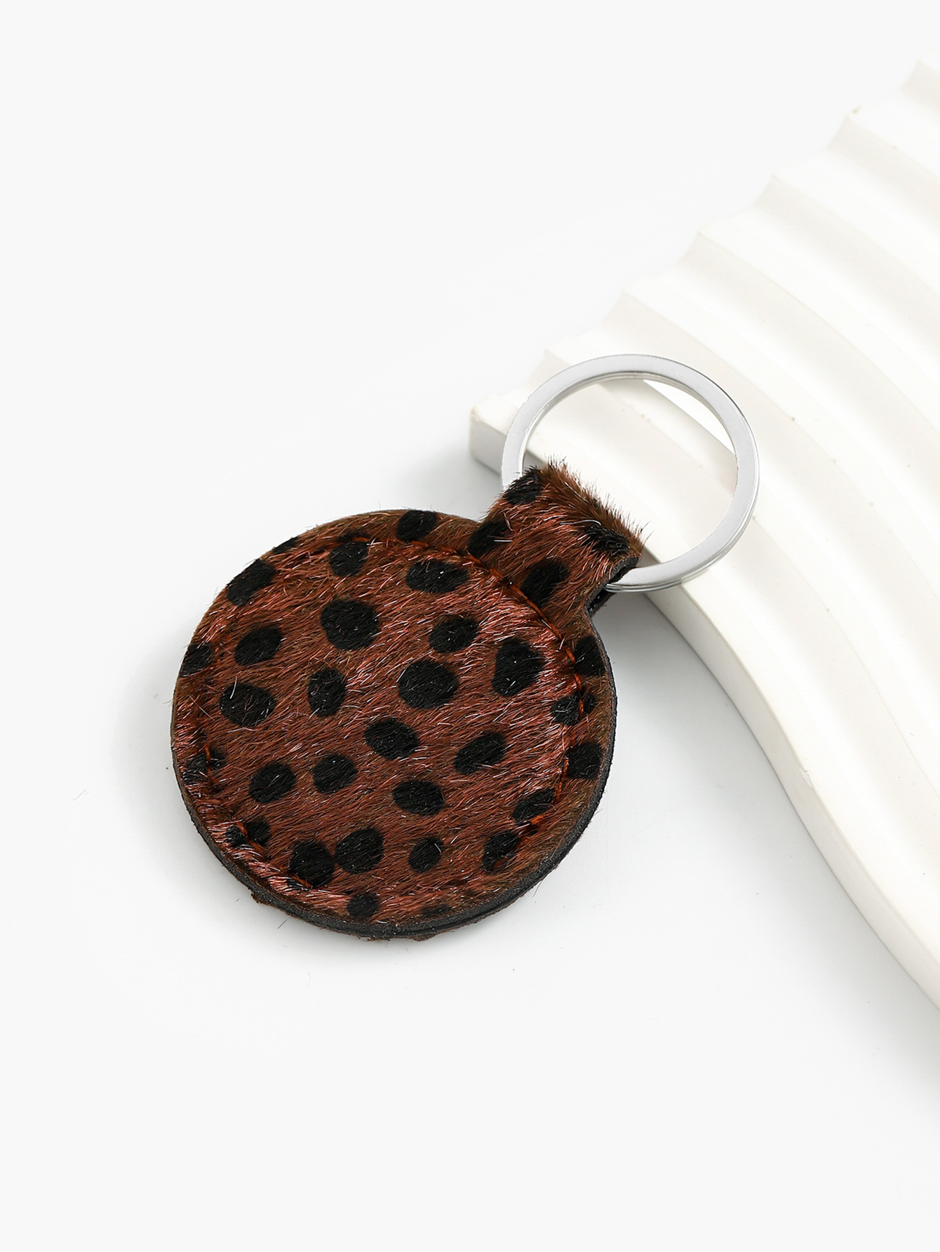 12g Weight Keychain Classification 1 Piece Quantity Daily Occasion PU Material Leopard Pattern Unisex Gender Casual Style Casual Leopard PU Unisex Keychain 8