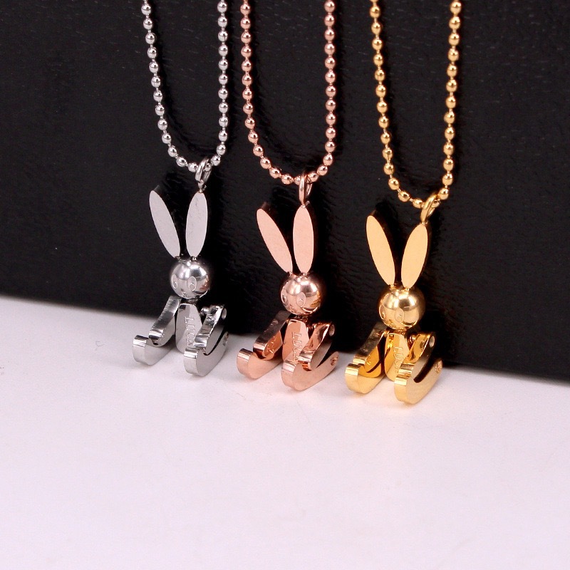 通体钛钢时尚幸运机械兔项链轻奢百搭高级感配饰跨境爆款厂家直销