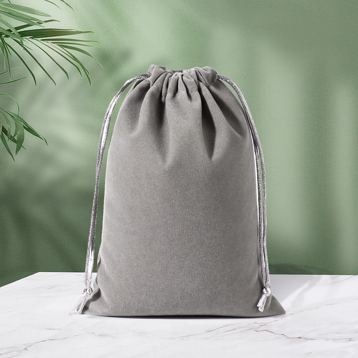 Bolsa de franela con cordón, auriculares, bolsa de embalaje de joyería, bolsa de tela de almacenamiento de joyería, bolsillo con cordón de franela negra al por mayor