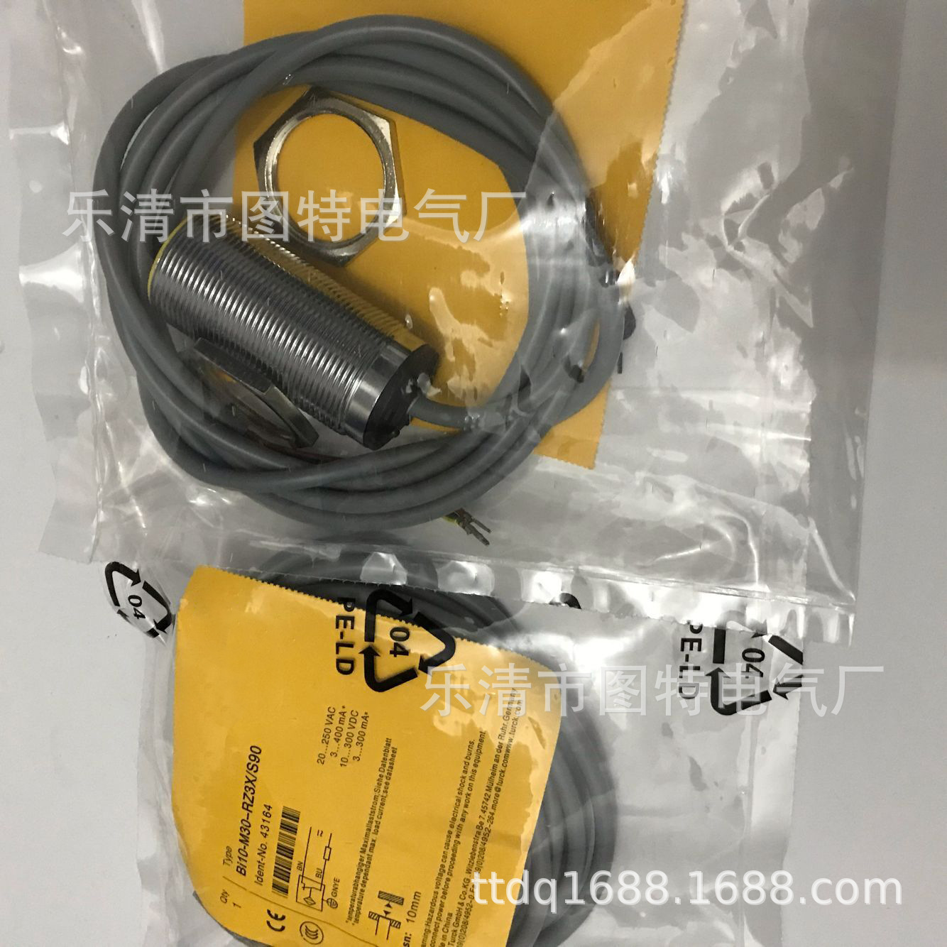 销售 全新BI10-M30-RZ3X/S90电感式接近开关实物图拍摄 质保一年