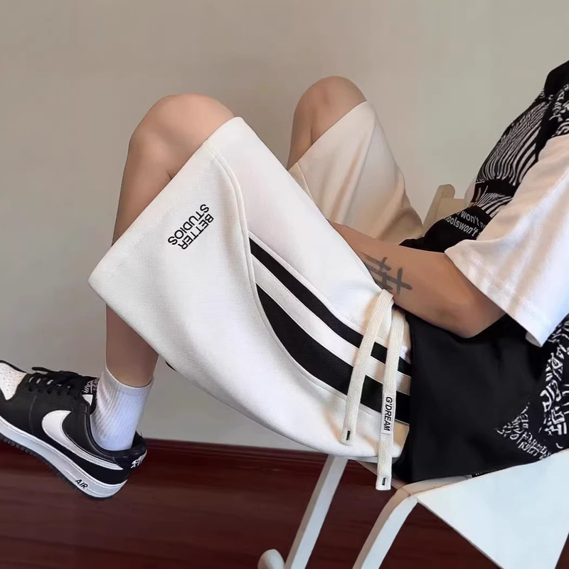 Youth Basketball Shorts Men's Summer Loose Casual Five-Point Pants American Retro Striped Splicing Straight Sports Pants Youth Basketball Shorts Men's Summer Loose Casual Five-Point Pants American Retro Striped Splicing Straight Sports Pants