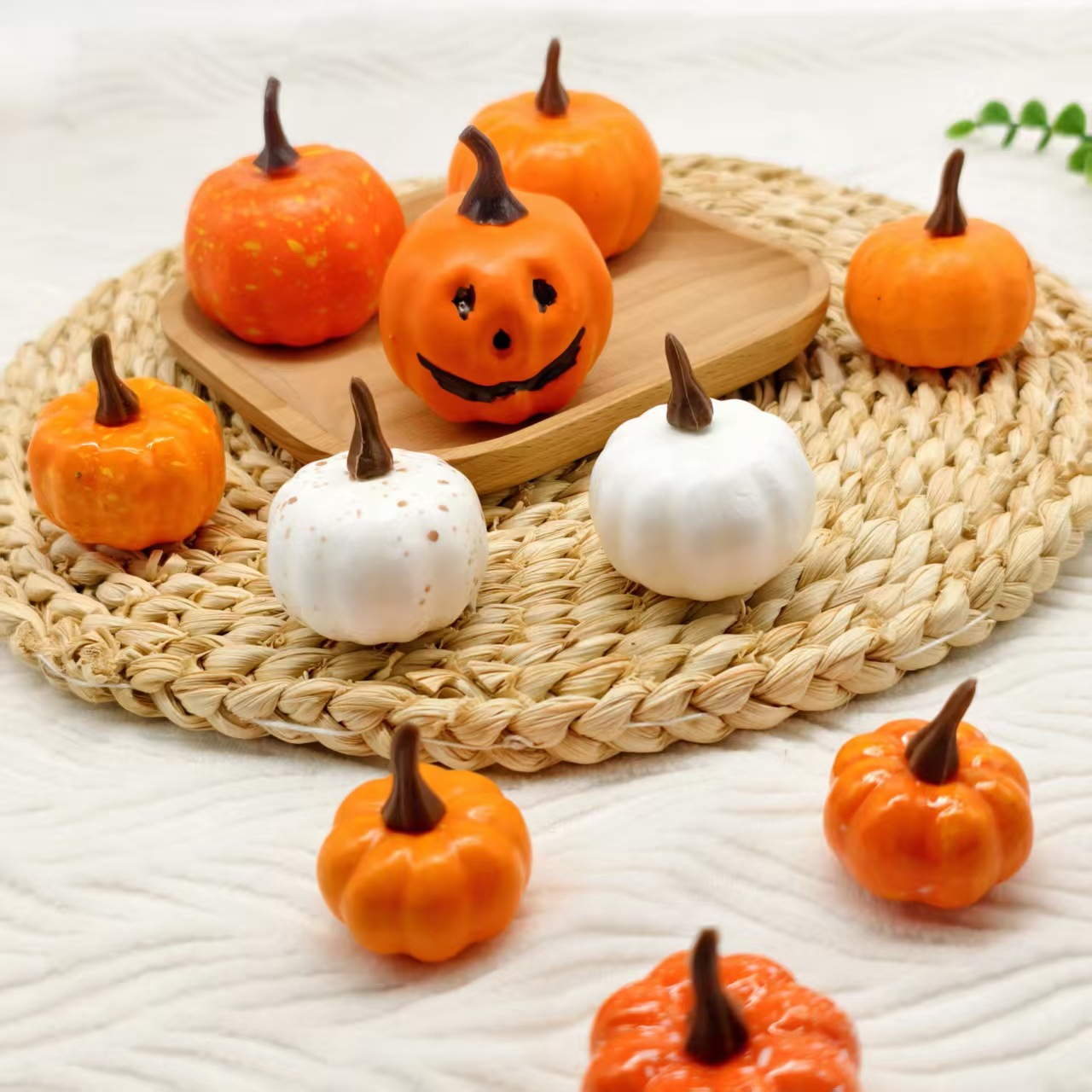 Halloween Pumpkin Decorations with Ghost Faces, Halloween Festival Ornaments with Spots, Smiley Face Polka Dot Pumpkins for Halloween