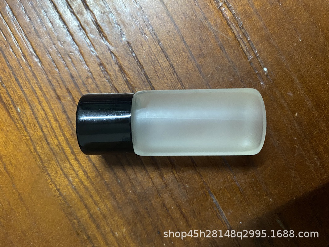 Qihe Pagina automotriz inteligente máquina de fragancia mayorista de ventilación de automóviles aceite de fragancia para automóviles perfumes adornos de fragancia interior image 8