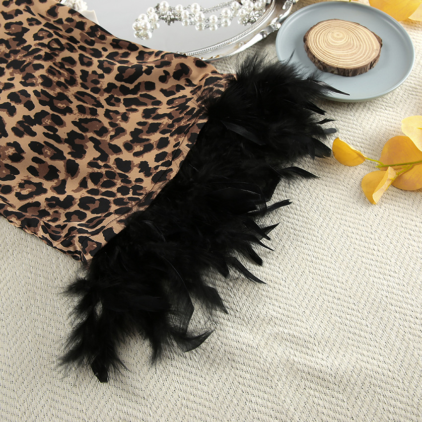 Luxury Feather-Trimmed Robe With Leopard Print – Soft Polyester Loungewear For Women, Versatile Sleepwear & Cover-Up_voghion.com