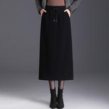 简约长款通勤修身时尚包臀裙2023年冬款松紧腰黑色时髦气质半身裙